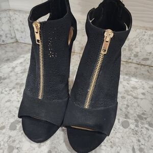 Report Black Heeled Boots with Gold Accents NWOT